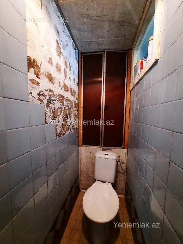 Satılır 3 otaqlı köhnə tikili 80 m²