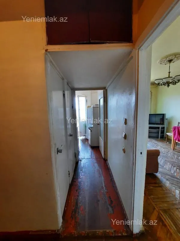 Satılır 3 otaqlı köhnə tikili 80 m²