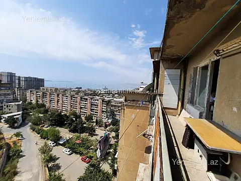 Satılır 3 otaqlı köhnə tikili 80 m²