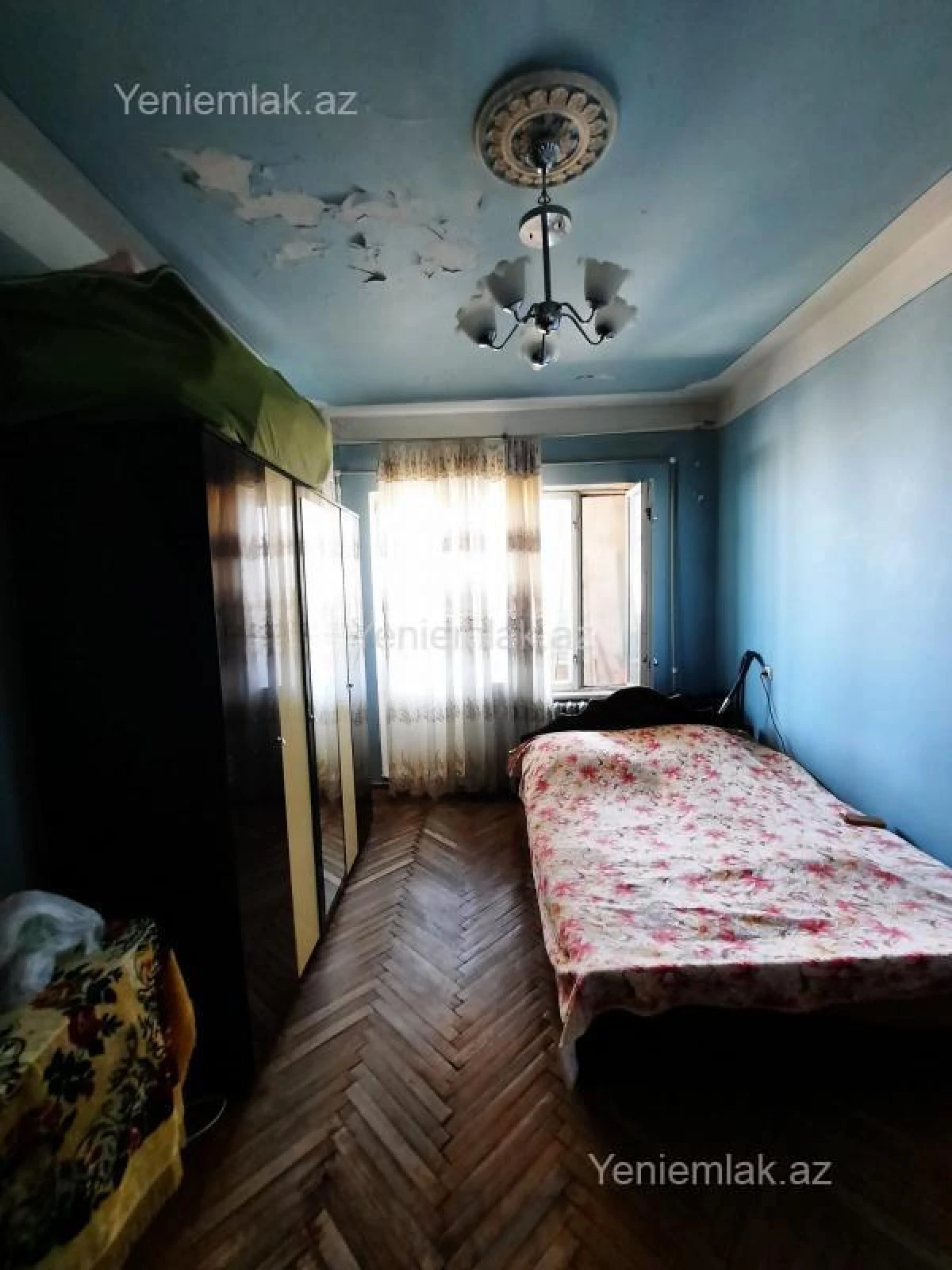 Satılır 3 otaqlı köhnə tikili 80 m²