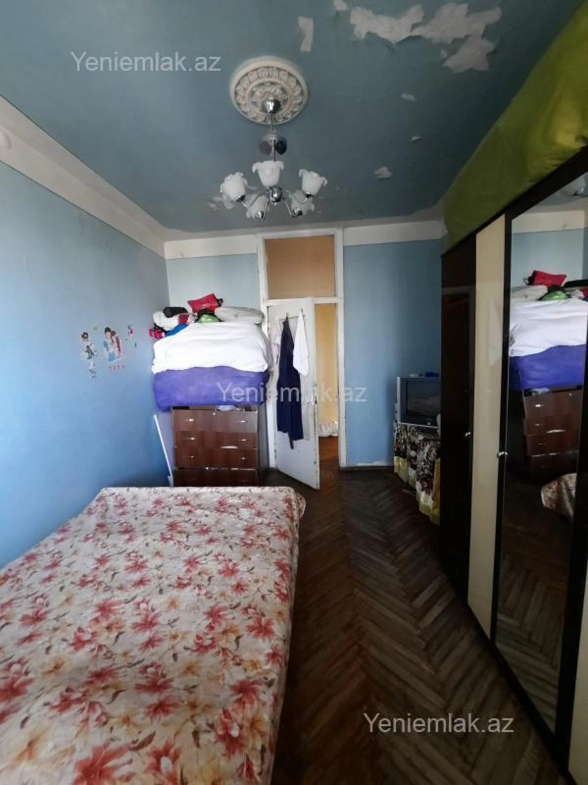 Satılır 3 otaqlı köhnə tikili 80 m²