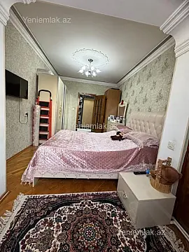 Satılır 2 otaqlı köhnə tikili 60 m²