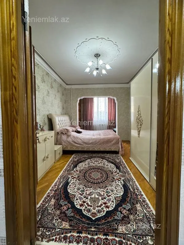 Satılır 2 otaqlı köhnə tikili 60 m²