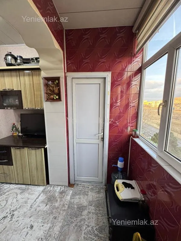 Satılır 2 otaqlı köhnə tikili 60 m²