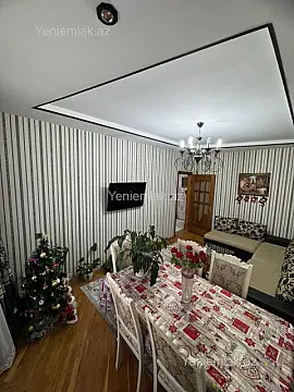 Satılır 2 otaqlı köhnə tikili 60 m²