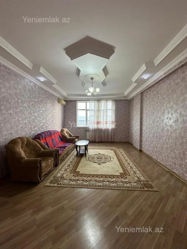 Satılır 3 otaqlı yeni tikili 120 m²