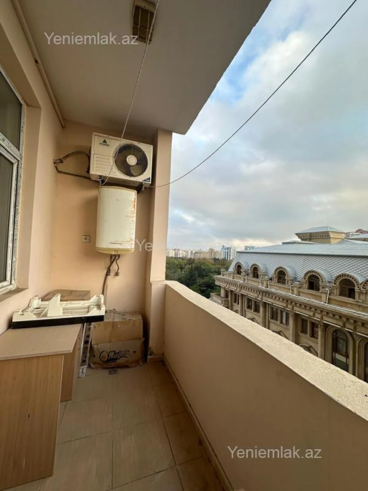 Satılır 3 otaqlı yeni tikili 120 m²