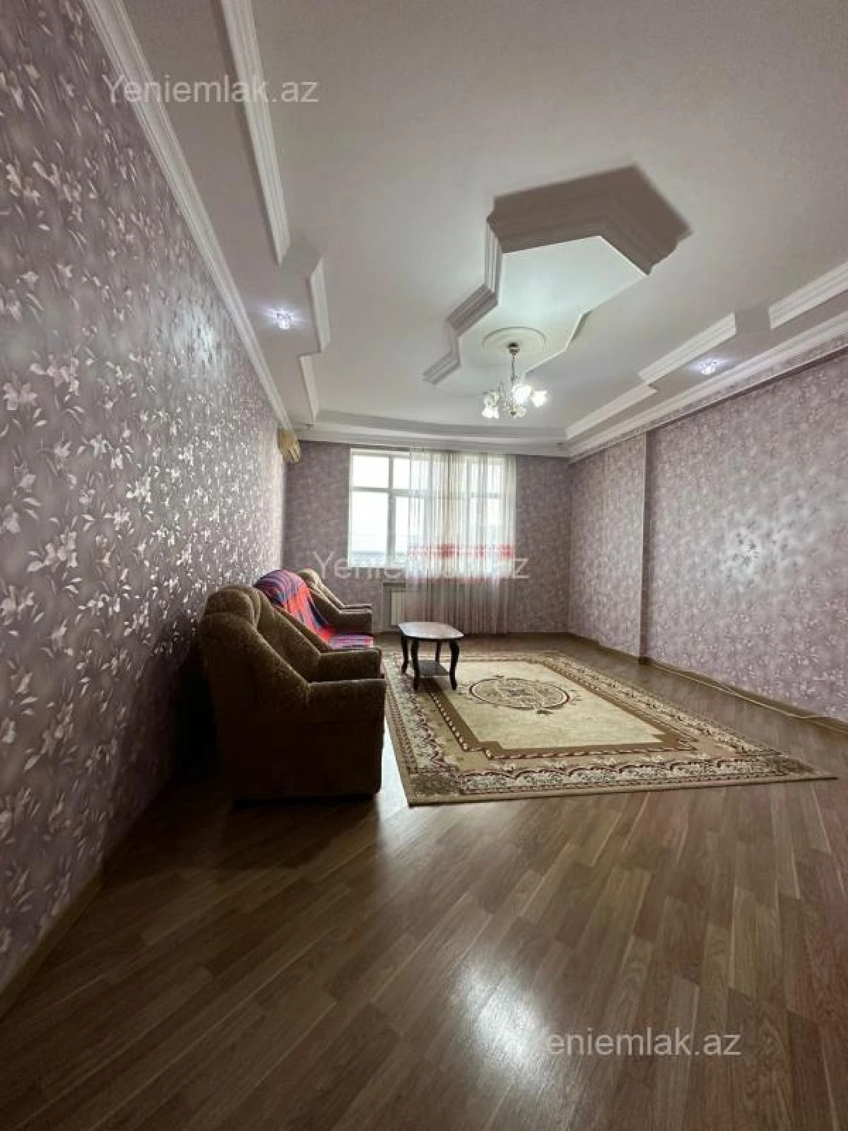 Satılır 3 otaqlı yeni tikili 120 m²