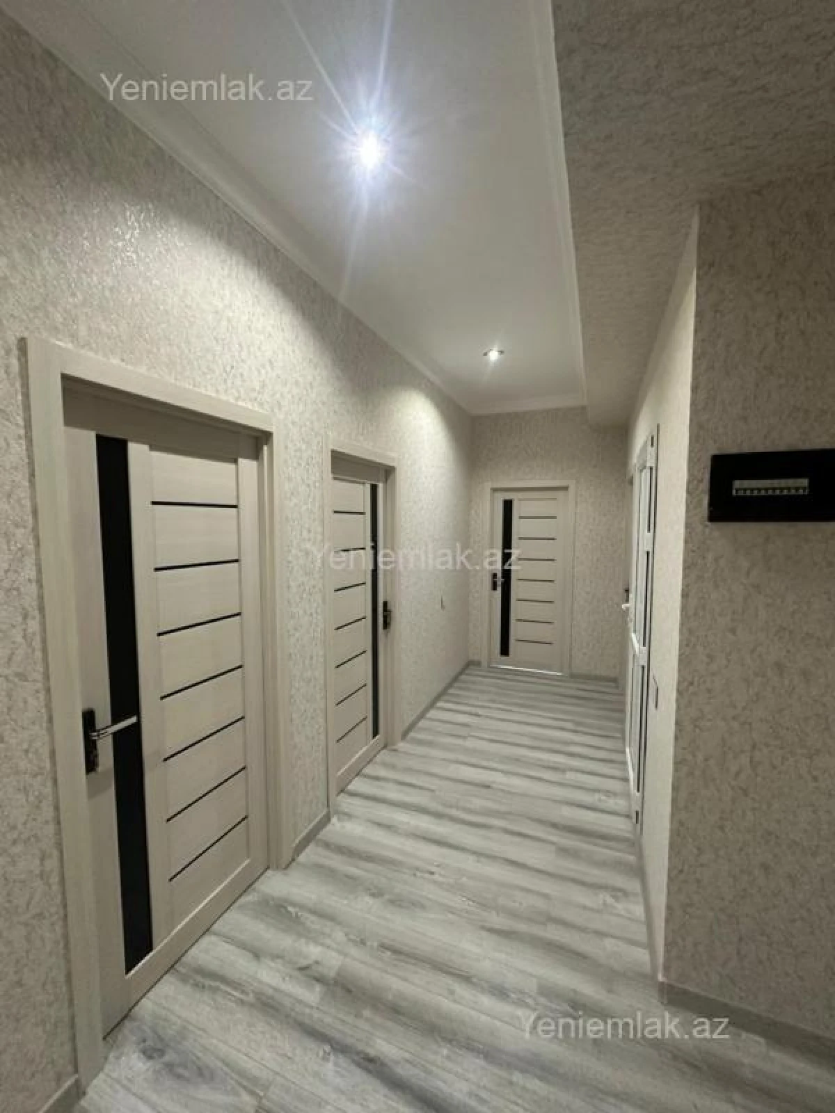 Satılır 3 otaqlı yeni tikili 97 m²