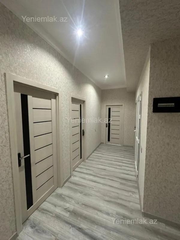 Satılır 3 otaqlı yeni tikili 97 m²