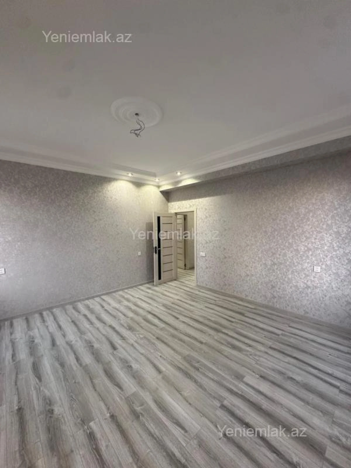 Satılır 3 otaqlı yeni tikili 97 m²