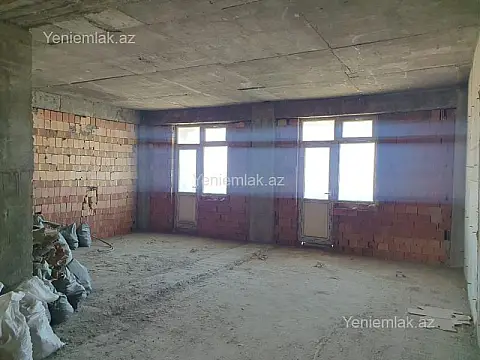 Satılır 4 otaqlı yeni tikili 182 m²