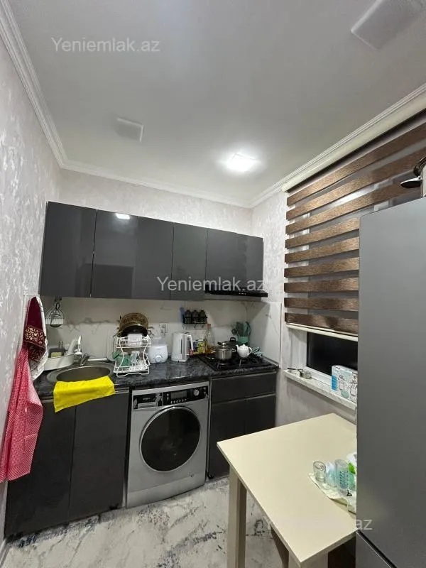 Satılır 2 otaqlı köhnə tikili 45 m²