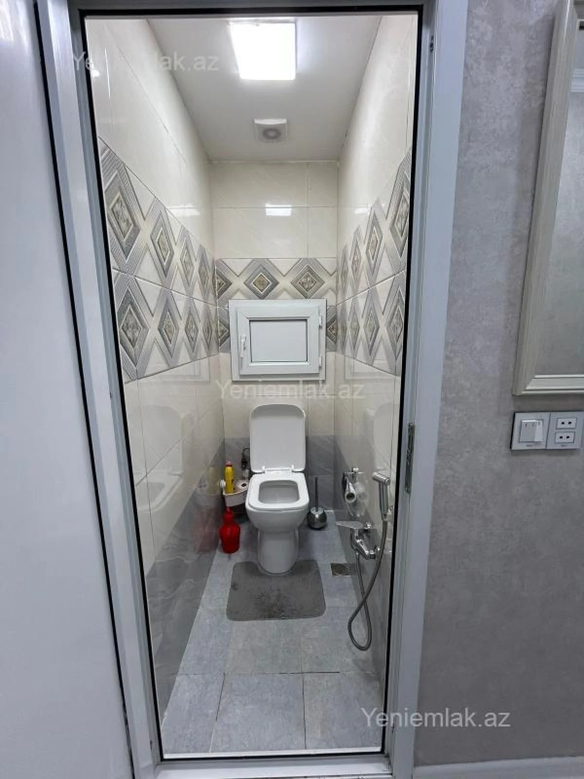 Satılır 2 otaqlı köhnə tikili 45 m²