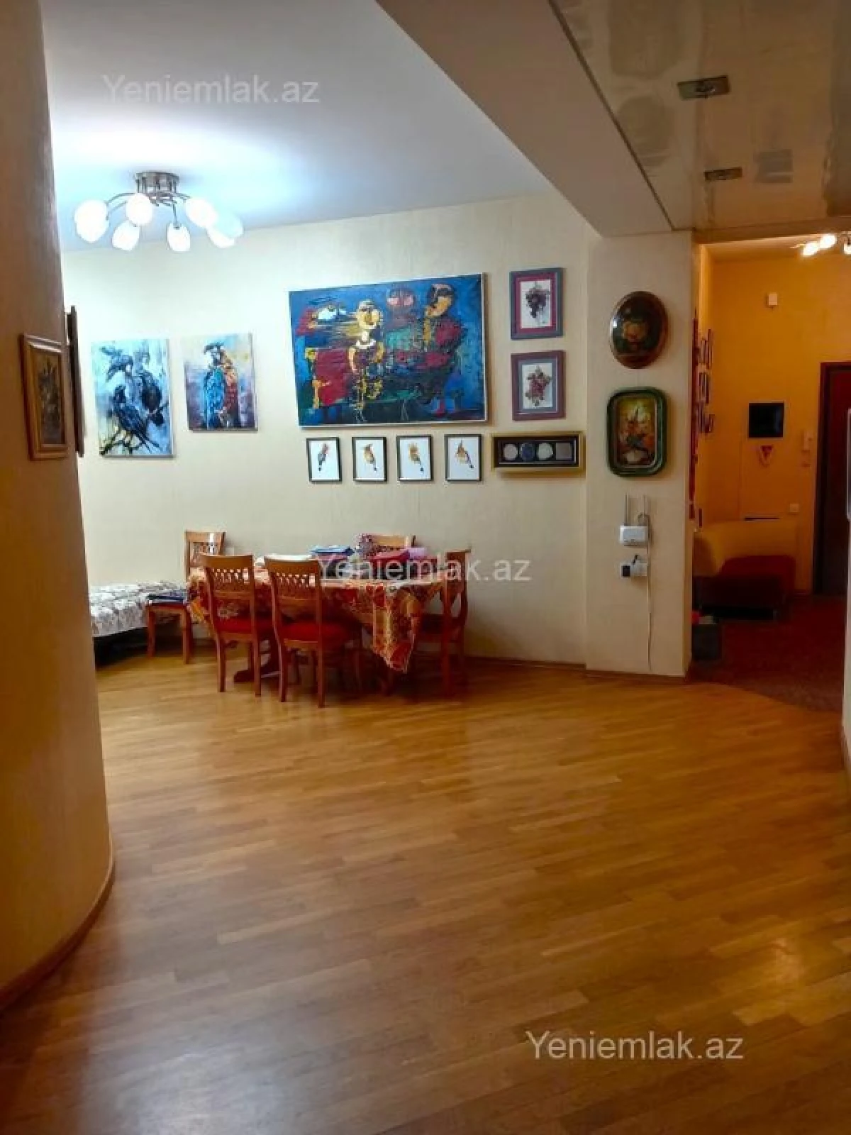 Satılır 4 otaqlı yeni tikili 155 m²