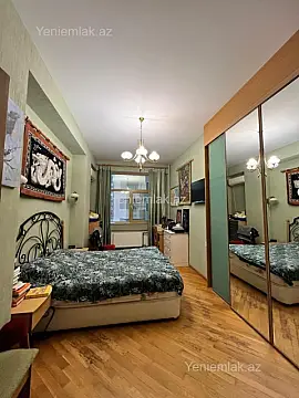 Satılır 4 otaqlı yeni tikili 155 m²