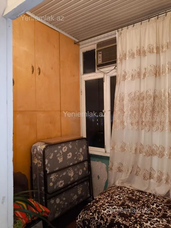 Satılır 2 otaqlı köhnə tikili 43 m²