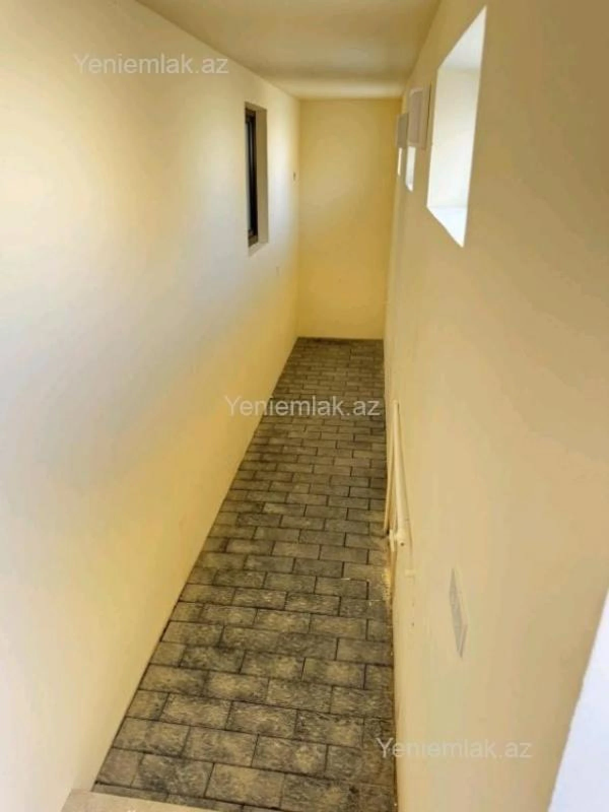 Satılır 6 otaqlı həyət evi 277 m²