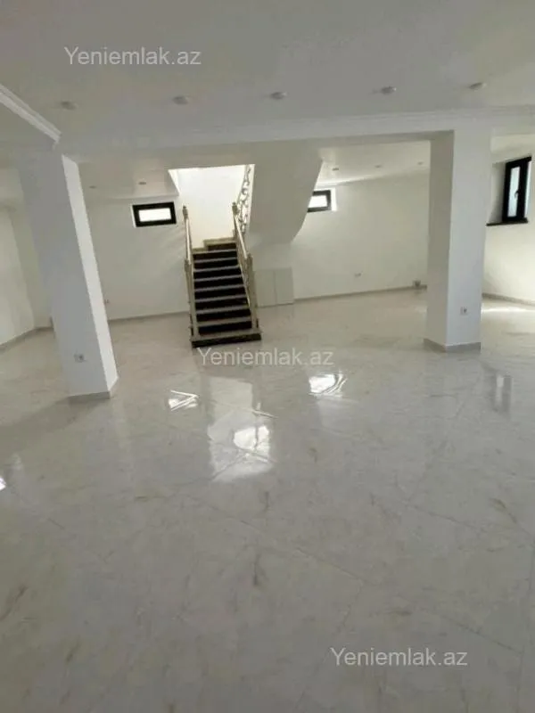 Satılır 6 otaqlı həyət evi 277 m²