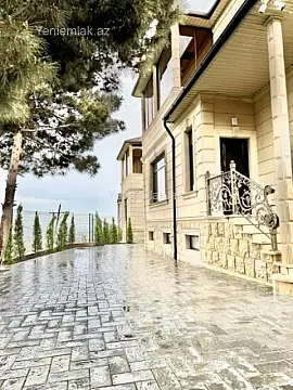 Satılır 6 otaqlı həyət evi 277 m²