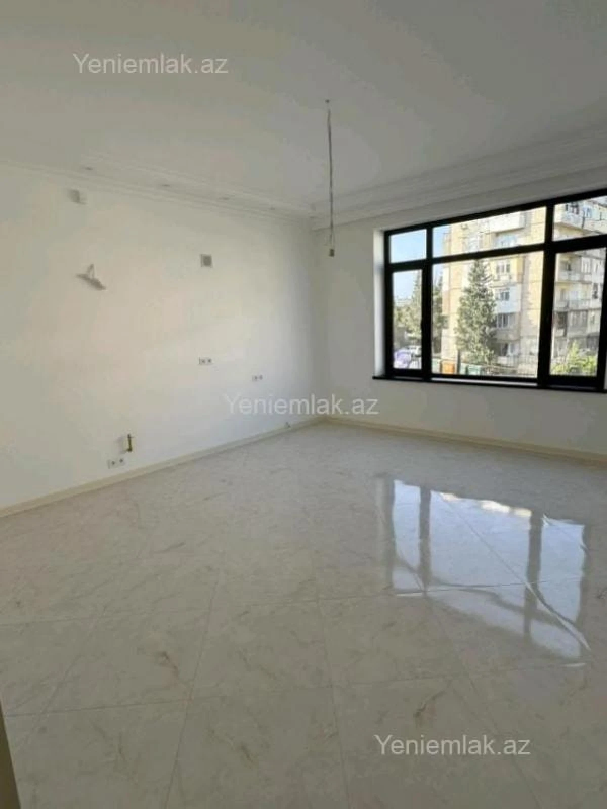 Satılır 6 otaqlı həyət evi 277 m²