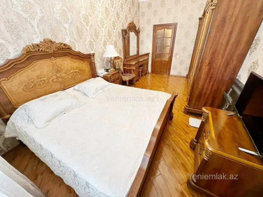 Satılır 3 otaqlı yeni tikili 104 m²