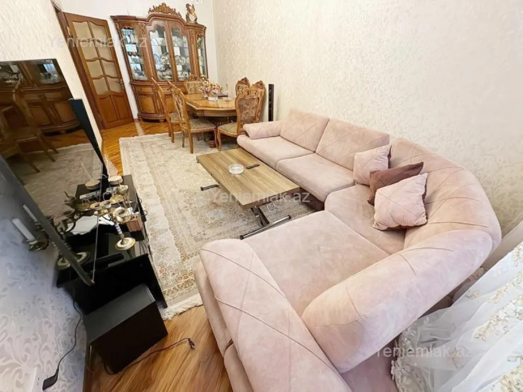 Satılır 3 otaqlı yeni tikili 104 m²