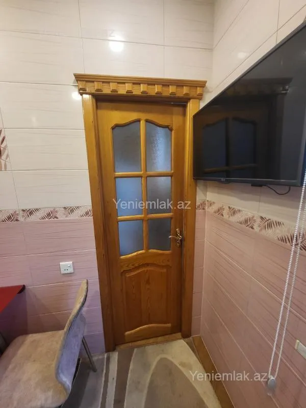 Satılır 3 otaqlı köhnə tikili 68 m²