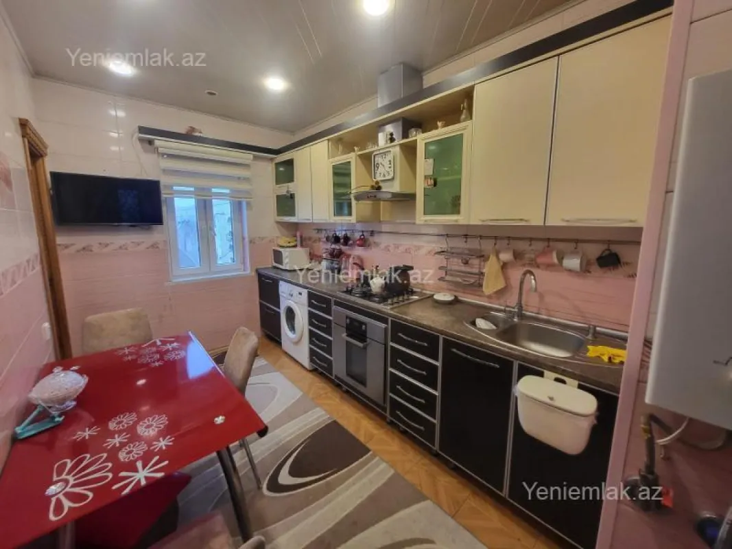 Satılır 3 otaqlı köhnə tikili 68 m²