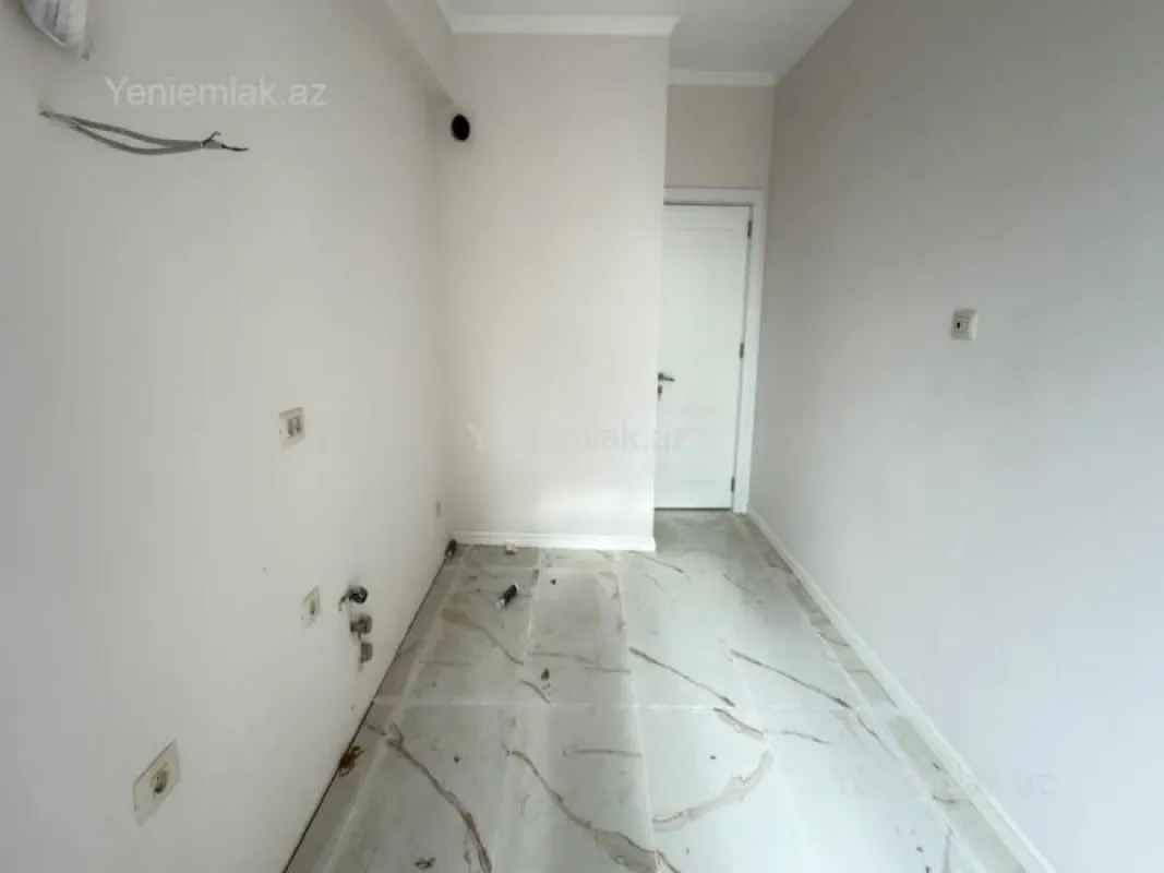 Satılır 3 otaqlı yeni tikili 83.02 m²