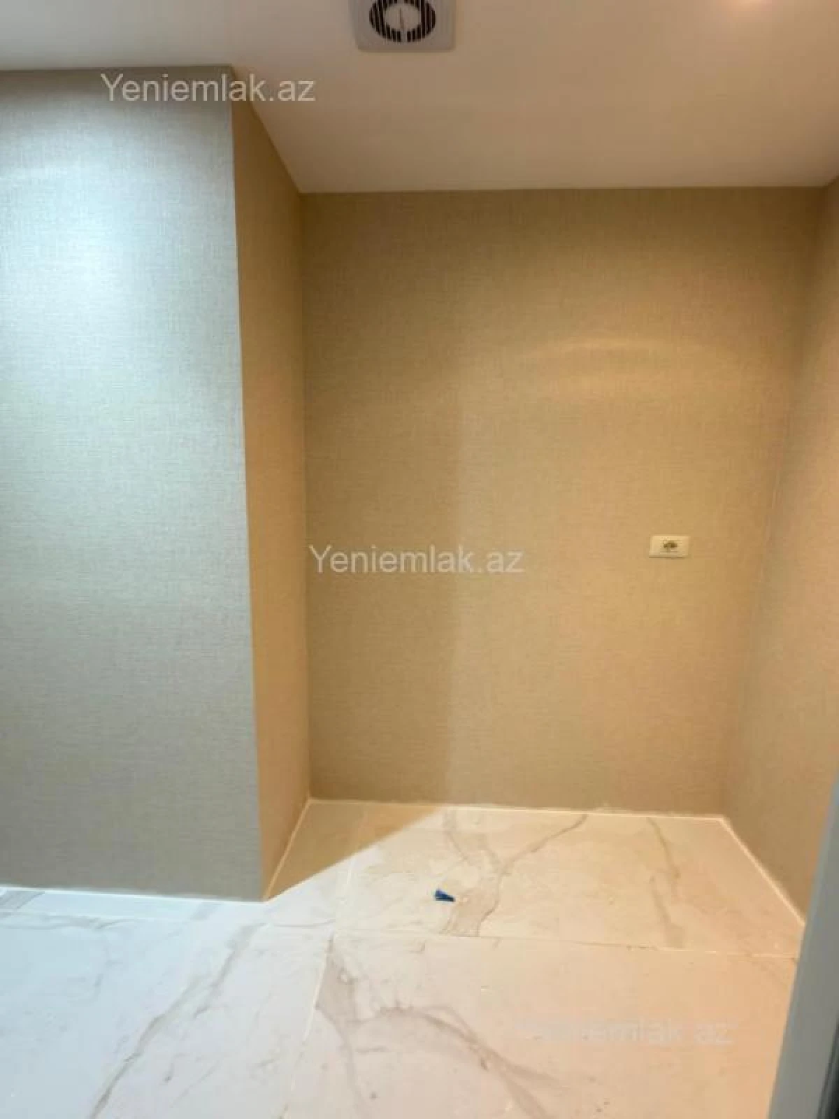 Satılır 3 otaqlı yeni tikili 83.02 m²