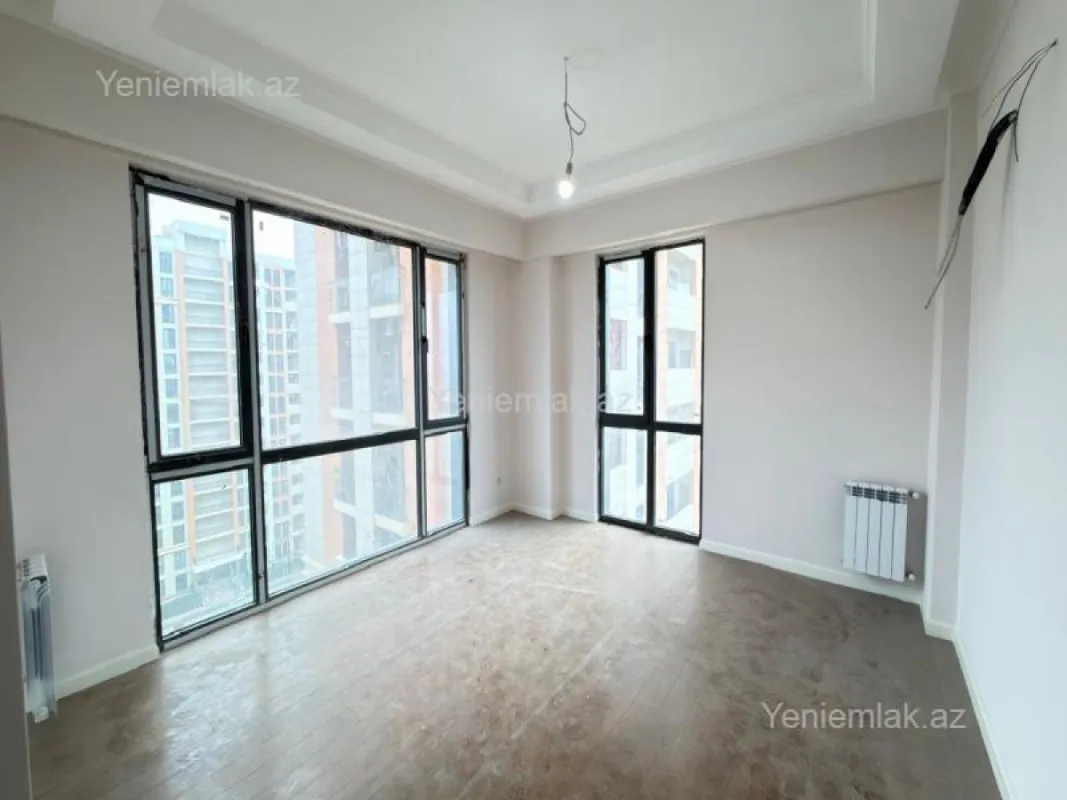 Satılır 3 otaqlı yeni tikili 83.02 m²