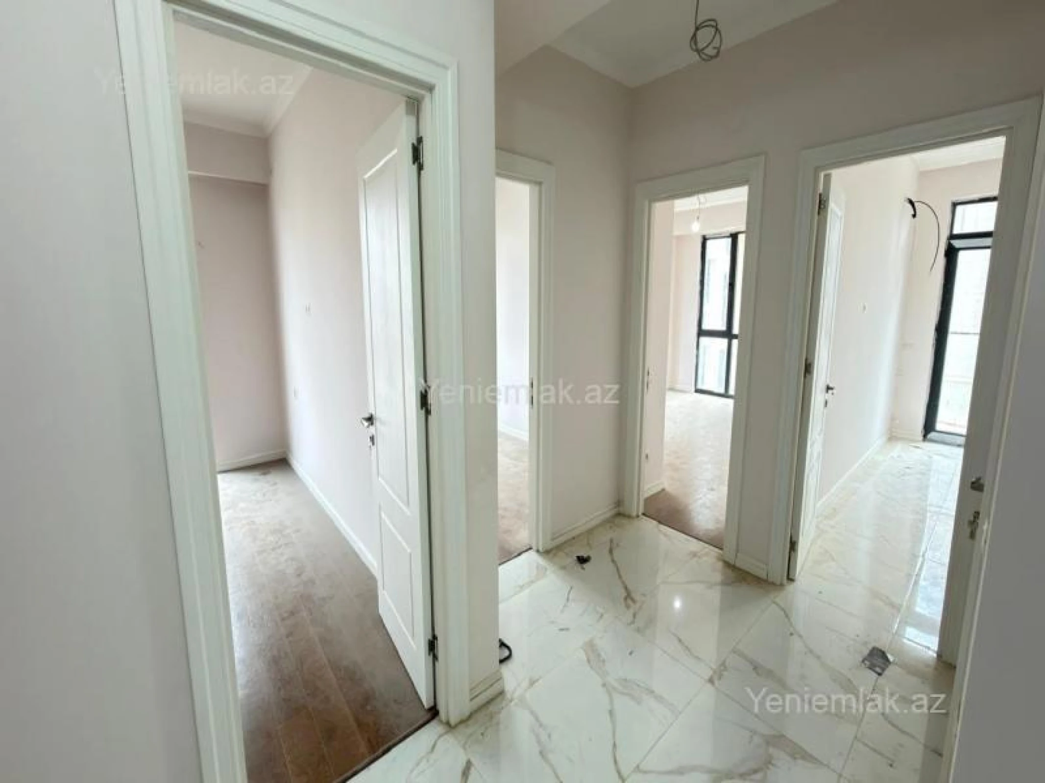 Satılır 3 otaqlı yeni tikili 83.02 m²