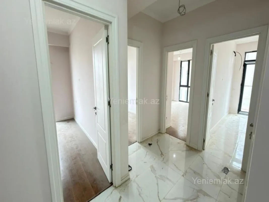 Satılır 3 otaqlı yeni tikili 83.02 m²