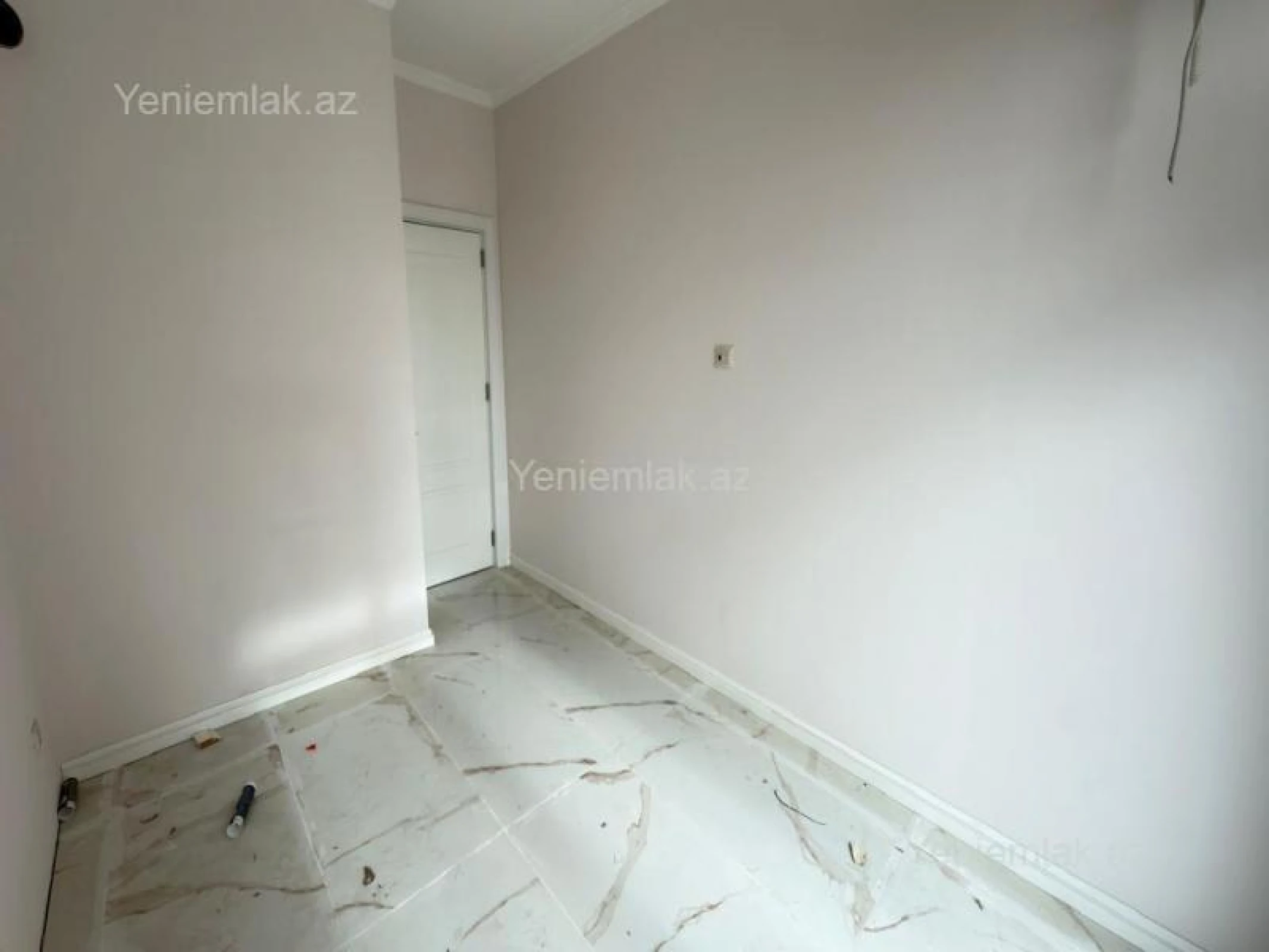 Satılır 3 otaqlı yeni tikili 83.02 m²