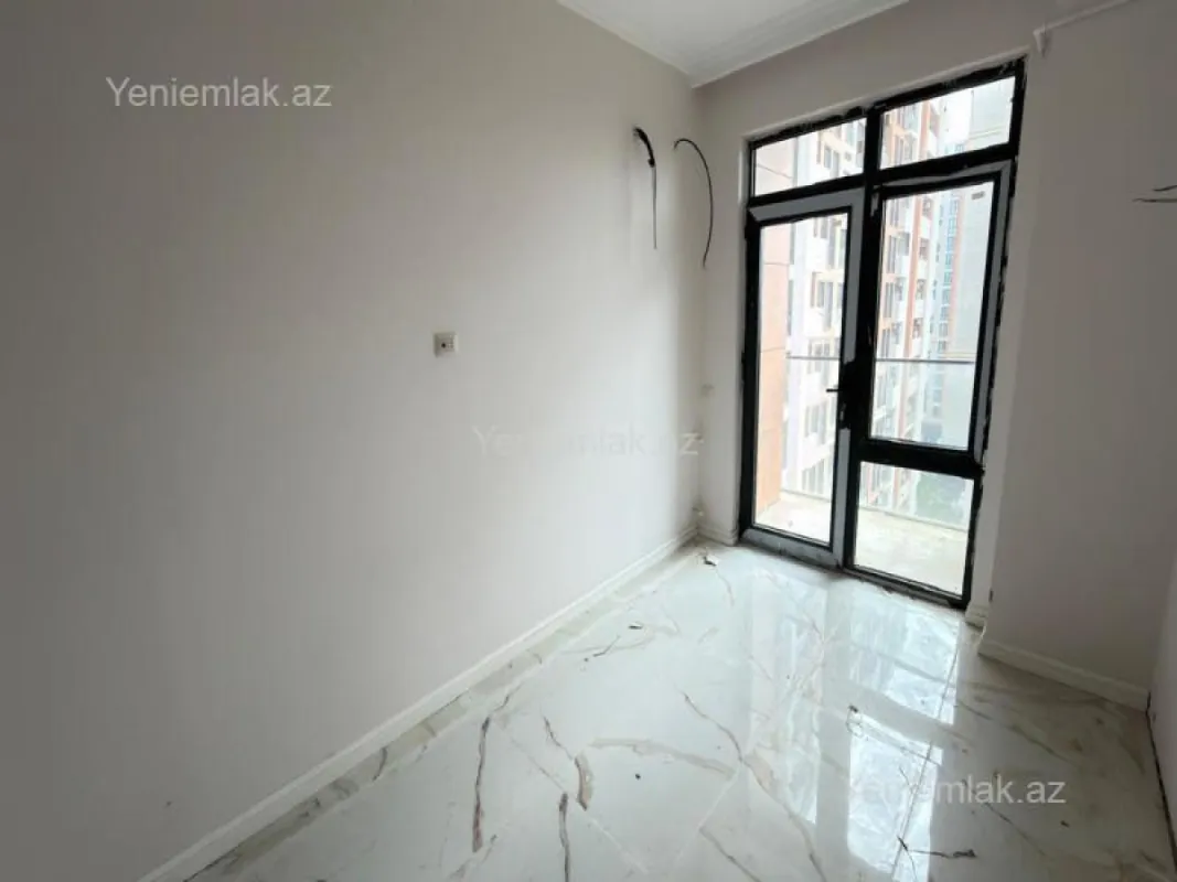 Satılır 3 otaqlı yeni tikili 83.02 m²