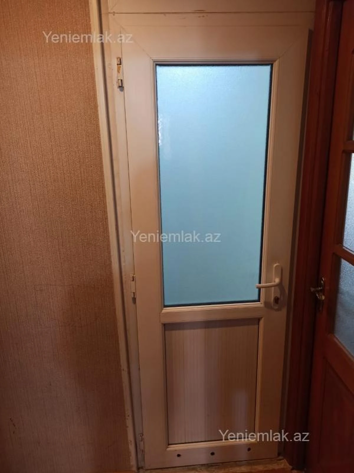 Satılır 3 otaqlı köhnə tikili 63 m²