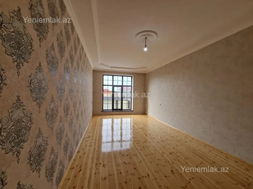Satılır 4 otaqlı həyət evi 124 m²