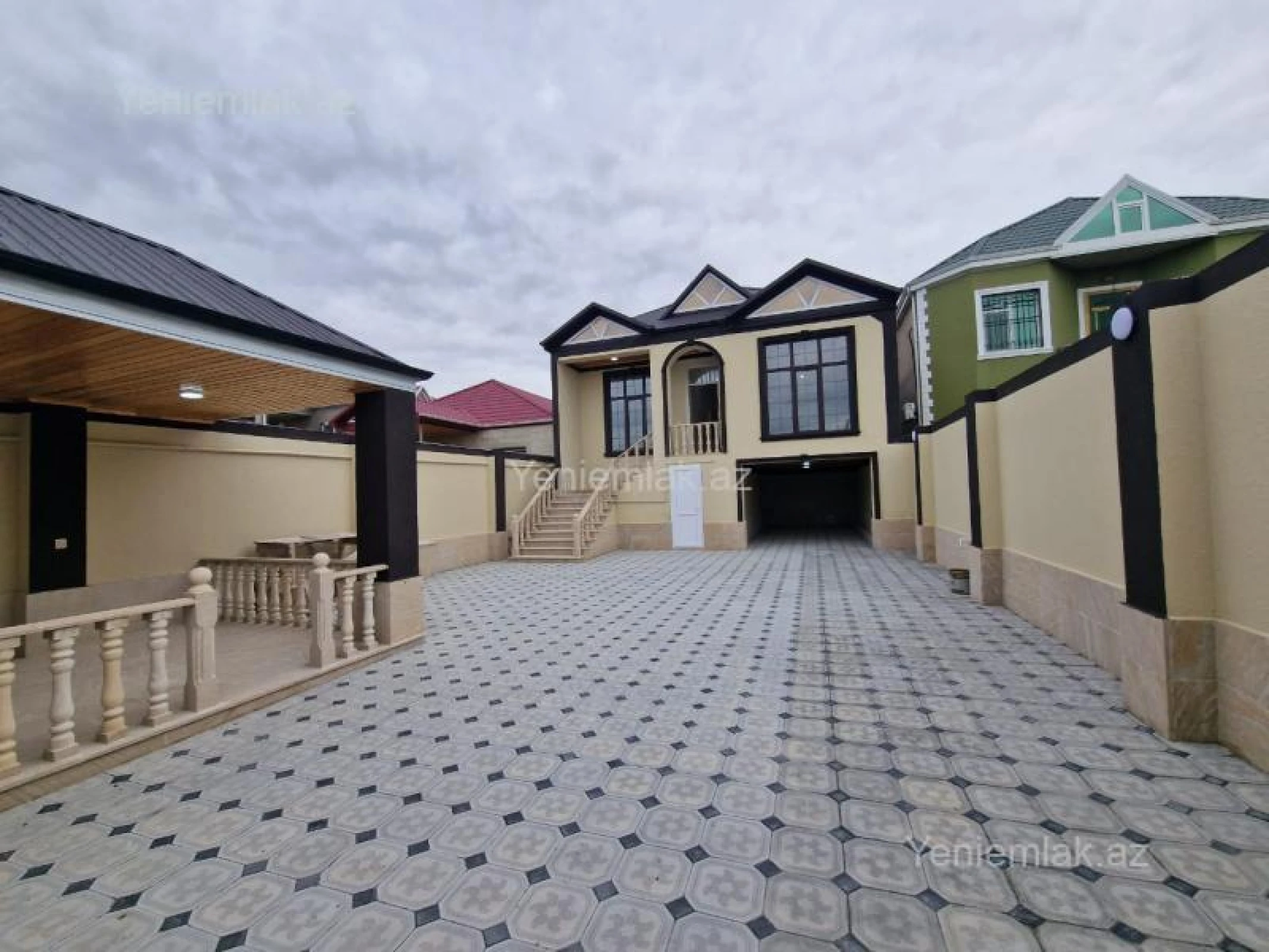 Satılır 4 otaqlı həyət evi 124 m²