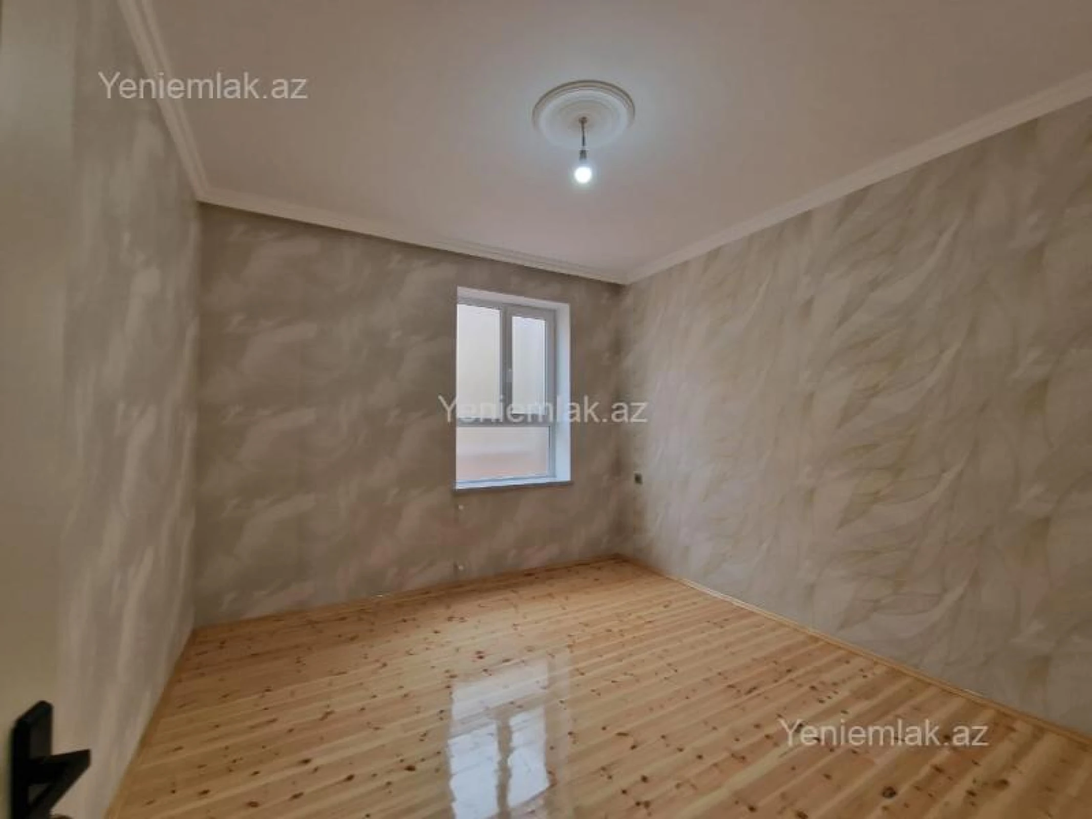 Satılır 4 otaqlı həyət evi 124 m²