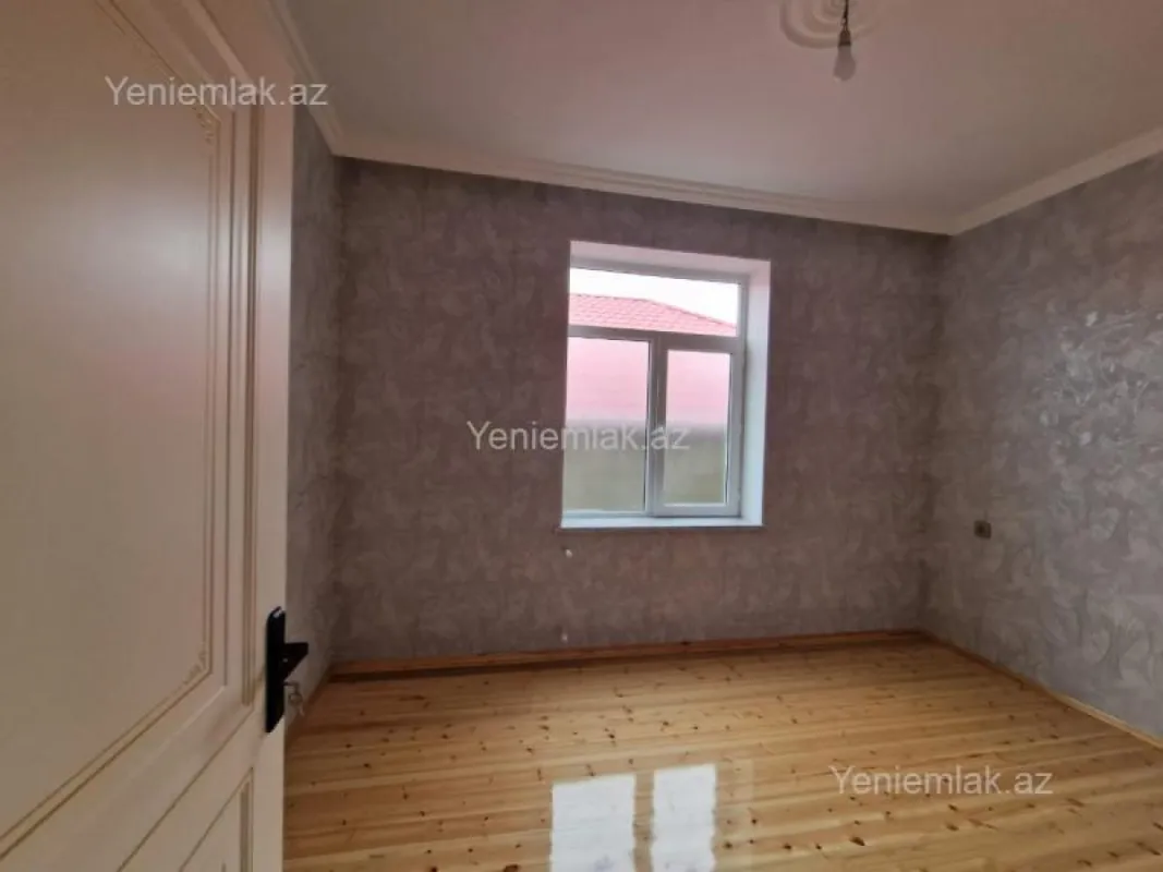 Satılır 4 otaqlı həyət evi 124 m²