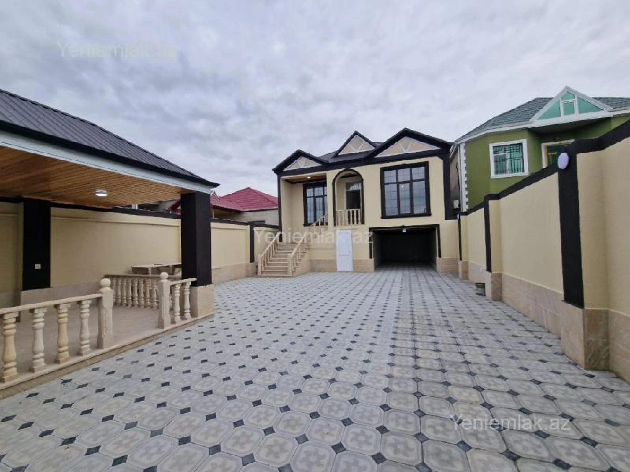 Satılır 4 otaqlı həyət evi 124 m²