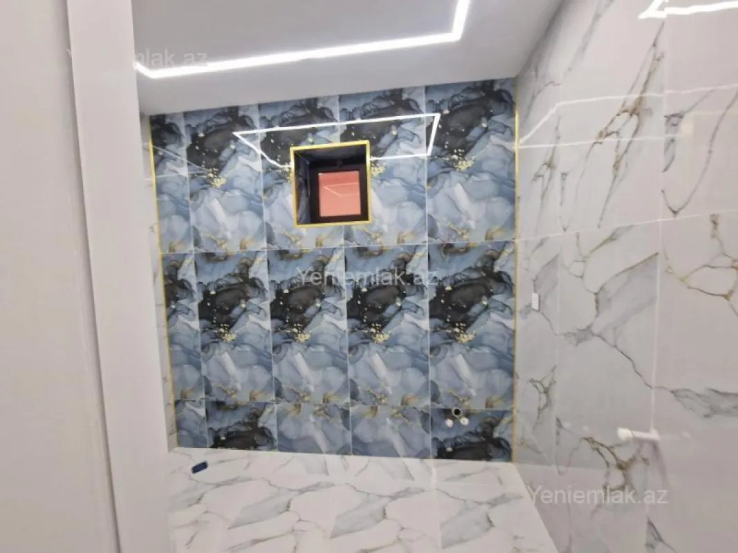 Satılır 5 otaqlı həyət evi 223 m²