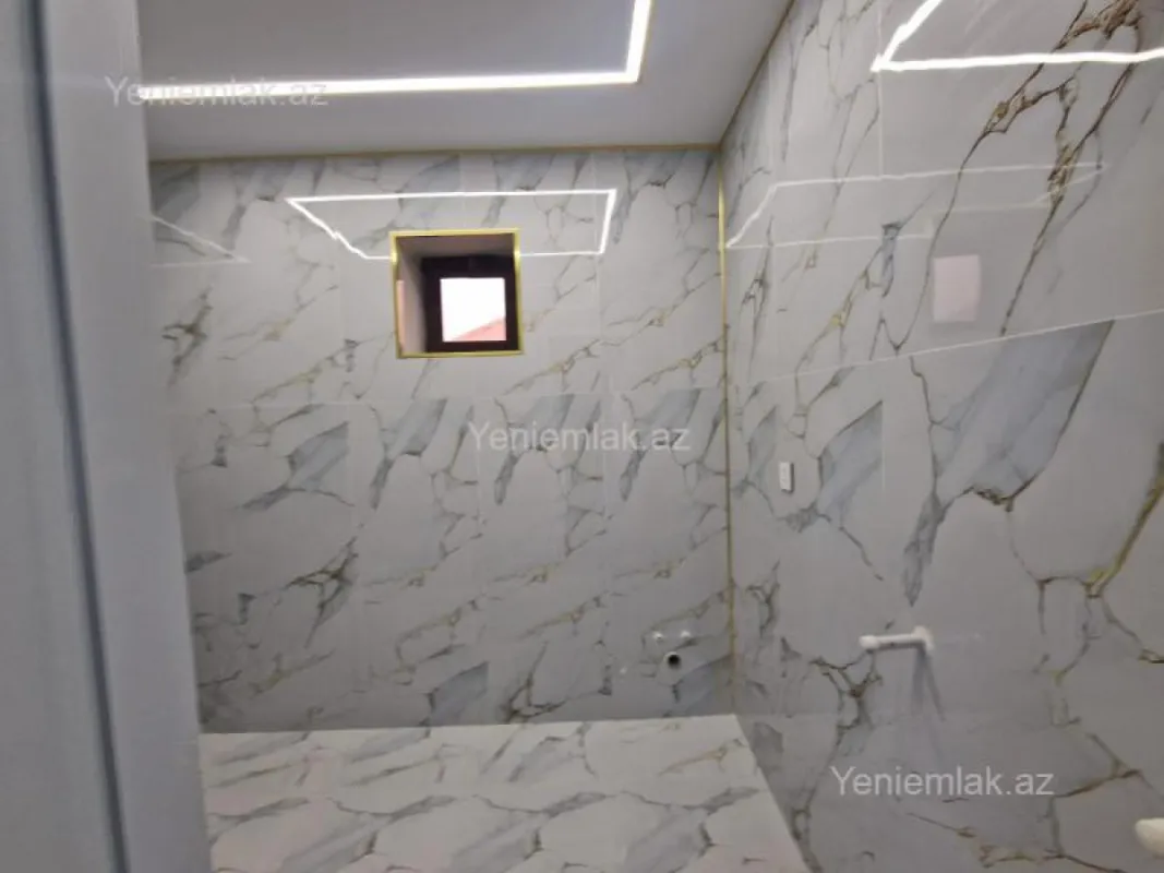 Satılır 5 otaqlı həyət evi 223 m²