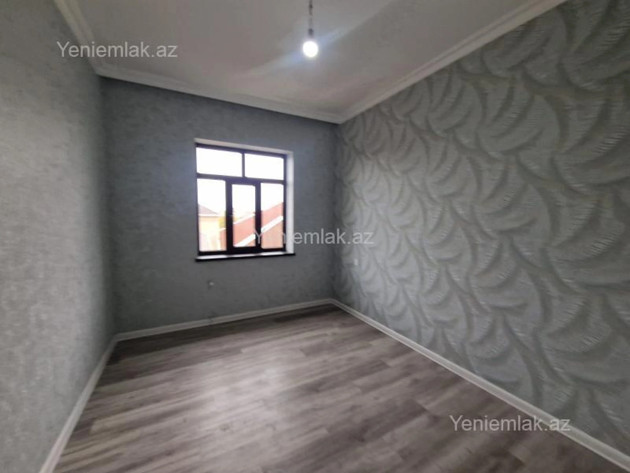 Satılır 5 otaqlı həyət evi 223 m²