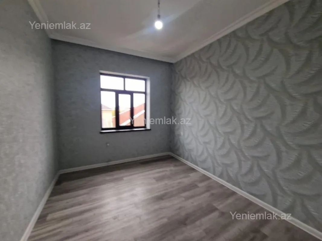 Satılır 5 otaqlı həyət evi 223 m²