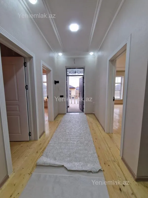 Satılır 4 otaqlı həyət evi 130 m²