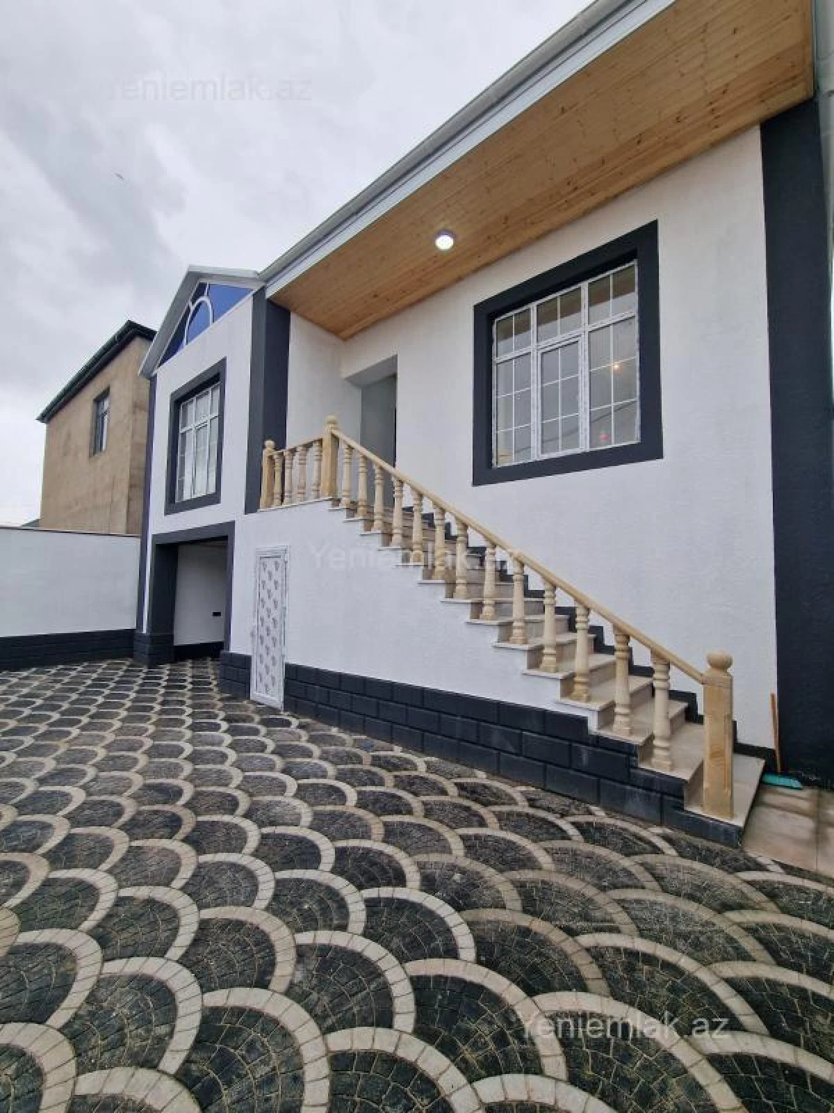 Satılır 4 otaqlı həyət evi 130 m²