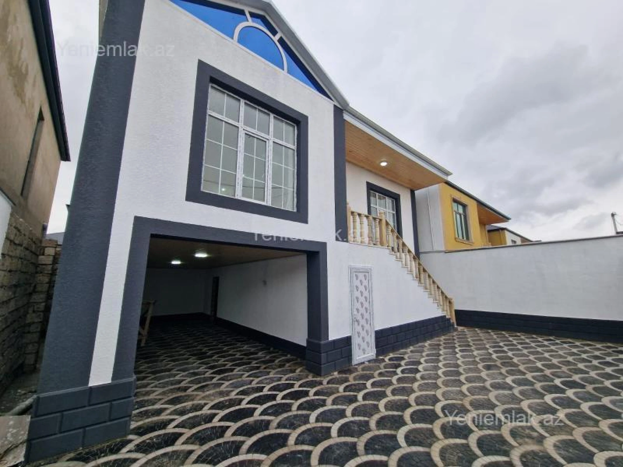 Satılır 4 otaqlı həyət evi 130 m²