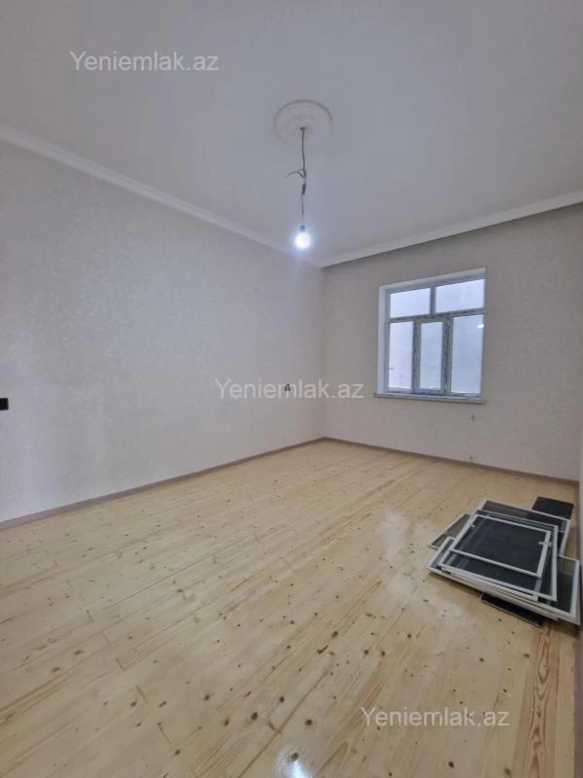 Satılır 4 otaqlı həyət evi 130 m²
